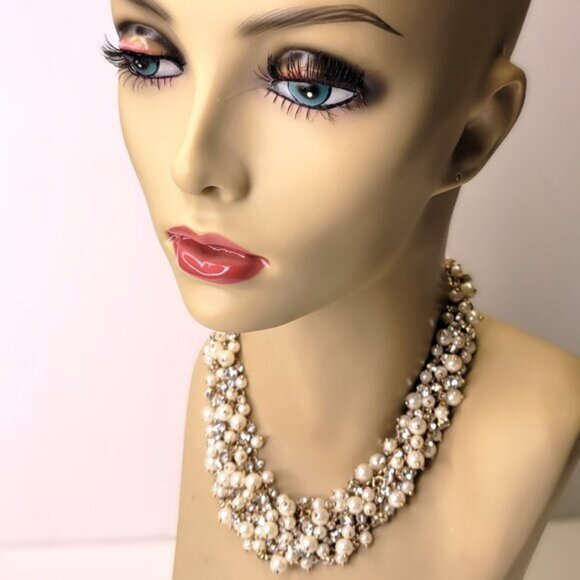Statement Pearls and Crystal Choker Necklace - Picture 4 of 16